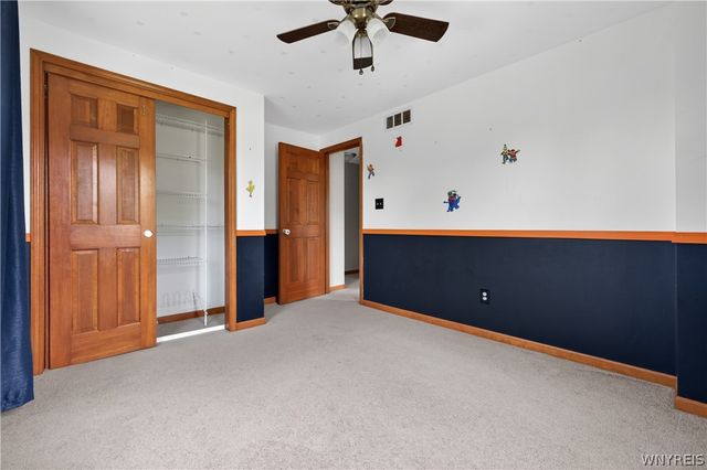 1995 Creekside Drive, Grand Island, NY 14072