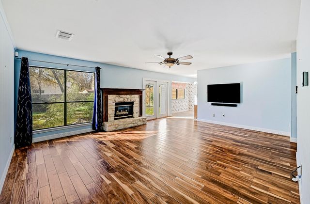 2817 Norfolk DR, Austin, TX 78745