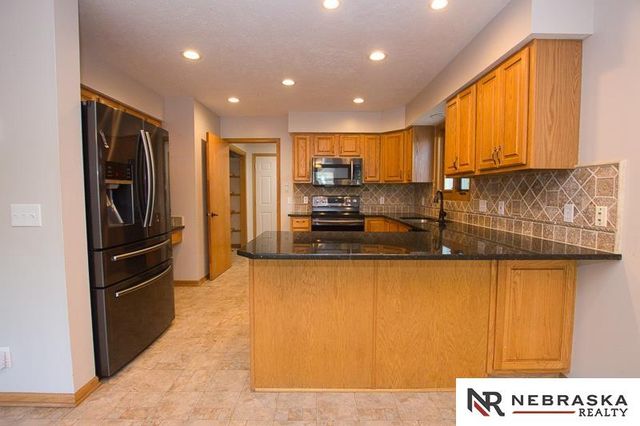 7500 S 36th Street, Lincoln, NE 68516