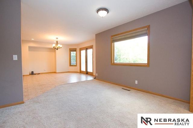 7500 S 36th Street, Lincoln, NE 68516