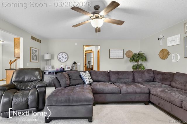 27078 Brookview Court, Brownstown Charter Township, MI 48134