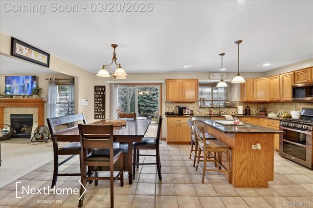 27078 Brookview Court, Brownstown Charter Township, MI 48134