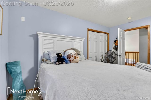 27078 Brookview Court, Brownstown Charter Township, MI 48134