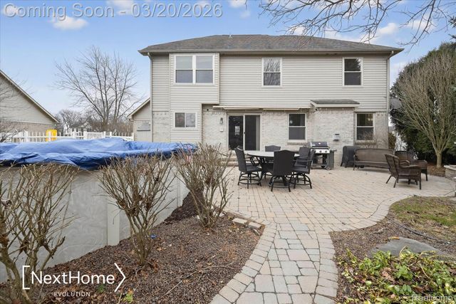 27078 Brookview Court, Brownstown Charter Township, MI 48134