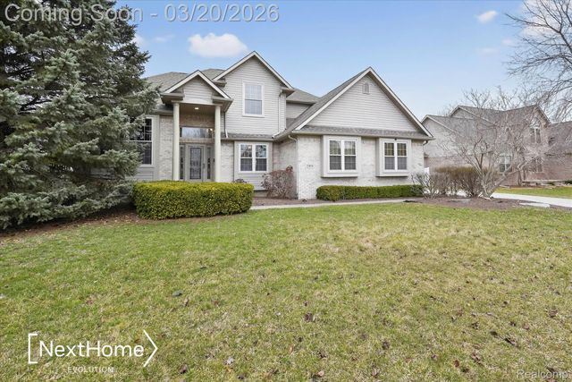 27078 Brookview Court, Brownstown Charter Township, MI 48134