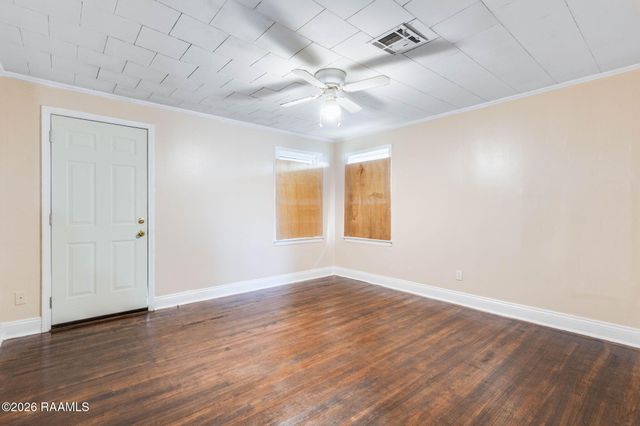 2112 Carmel Drive, Lafayette, LA 70501