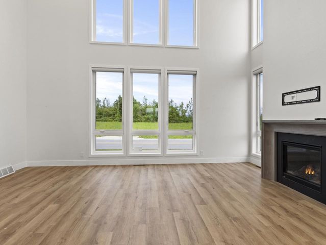 4192 E Lake Vista BOULEVARD, Oak Creek, WI 53154