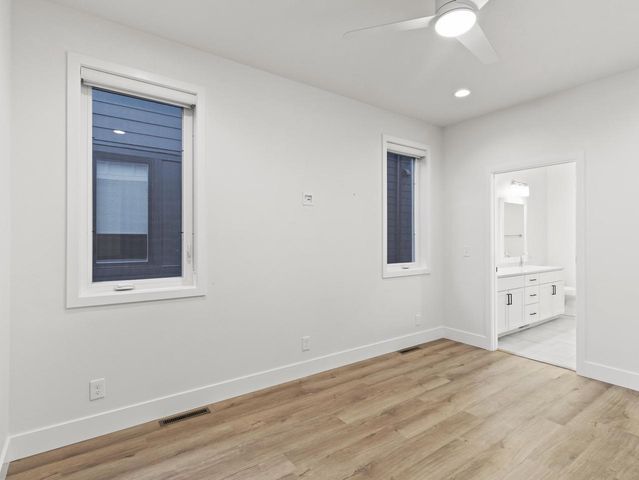 4192 E Lake Vista BOULEVARD, Oak Creek, WI 53154