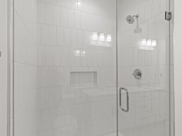 4192 E Lake Vista BOULEVARD, Oak Creek, WI 53154