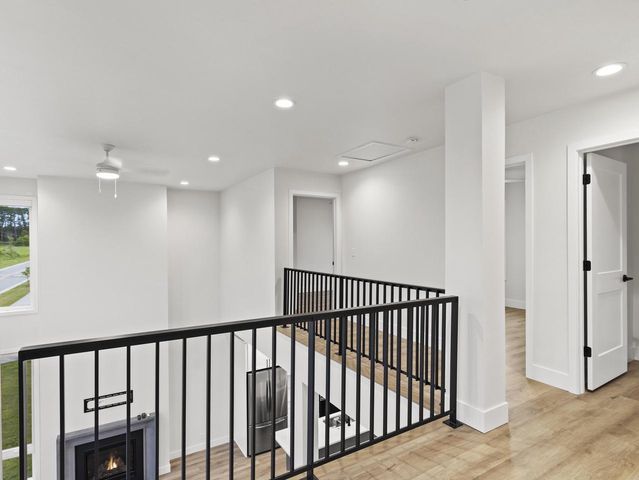 4192 E Lake Vista BOULEVARD, Oak Creek, WI 53154