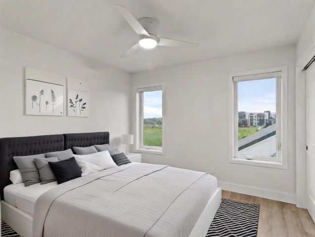 4192 E Lake Vista BOULEVARD, Oak Creek, WI 53154