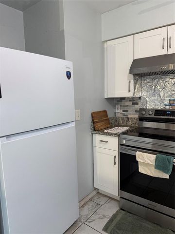3305 JOE LOUIS DRIVE, Sarasota, FL 34234