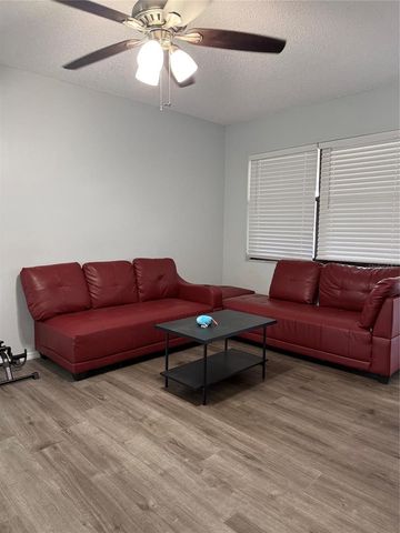 3305 JOE LOUIS DRIVE, Sarasota, FL 34234