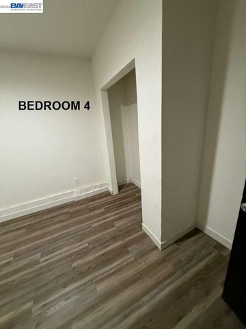 1130 61St Ave, Oakland, CA 94621