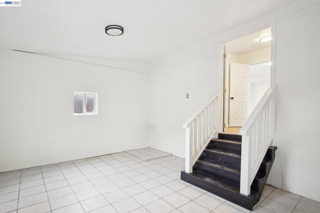 1130 61St Ave, Oakland, CA 94621