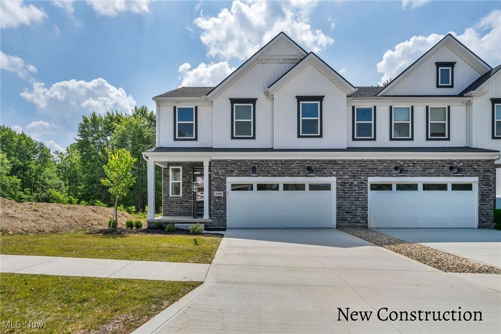 2091 Glenmont Drive, Brunswick, OH 44212