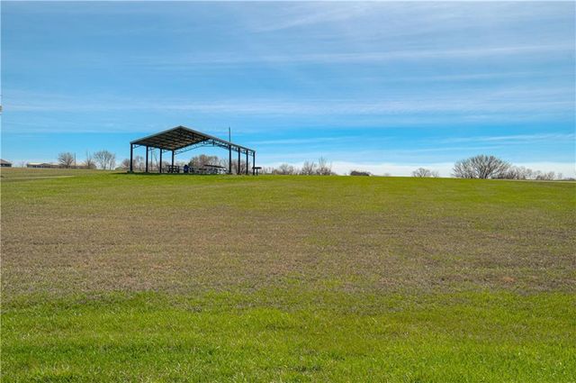 139 SW 1521st Road, Kingsville, MO 64061