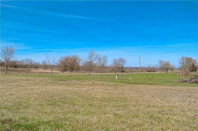 139 SW 1521st Road, Kingsville, MO 64061