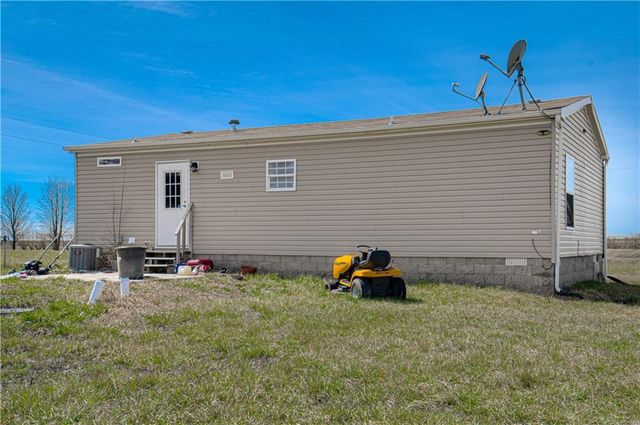 139 SW 1521st Road, Kingsville, MO 64061