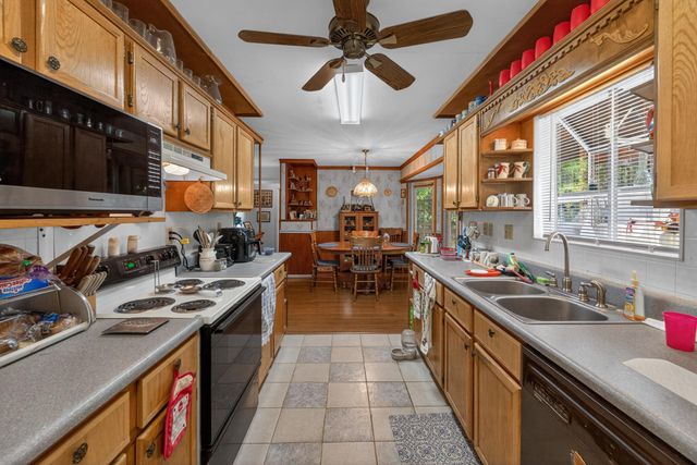 294 Cedar Canyon Drive, Spartanburg, SC 29307