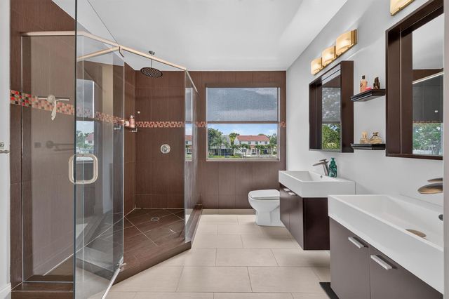 229 E Bayridge Drive, Weston, FL 33326