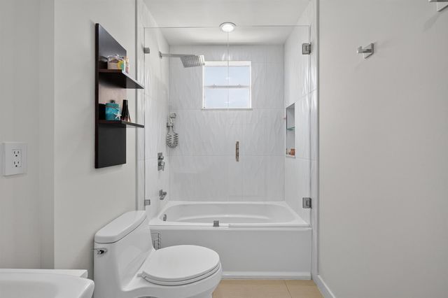229 E Bayridge Drive, Weston, FL 33326