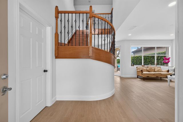 229 E Bayridge Drive, Weston, FL 33326