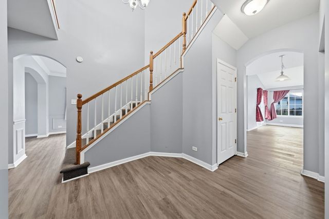 3335 Silver City Court, Montgomery, IL 60538