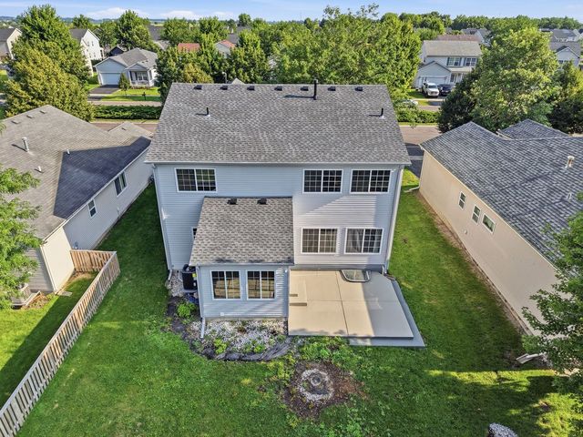 3335 Silver City Court, Montgomery, IL 60538