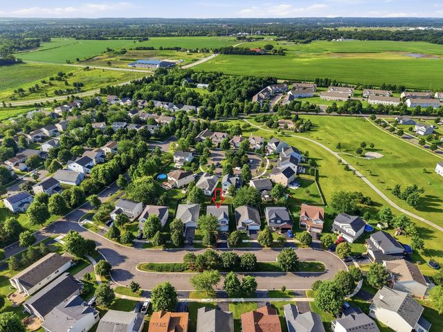 3335 Silver City Court, Montgomery, IL 60538