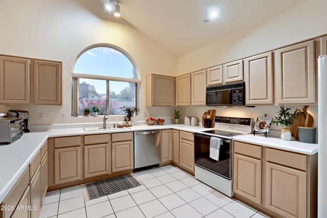 5022 W BUCKSKIN Trail W, Phoenix, AZ 85083