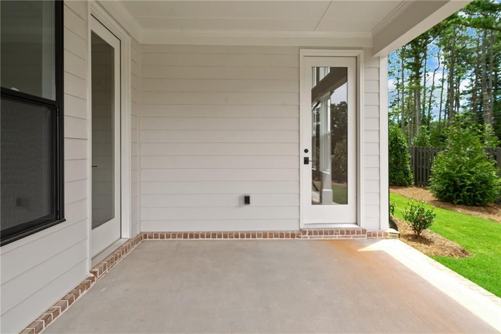 Image 19 of property listing at 551 Pearl Street, Cumming, GA 30040