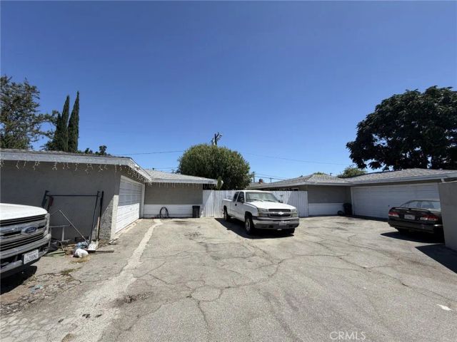 1735 W Washington, Santa Ana, CA 92706