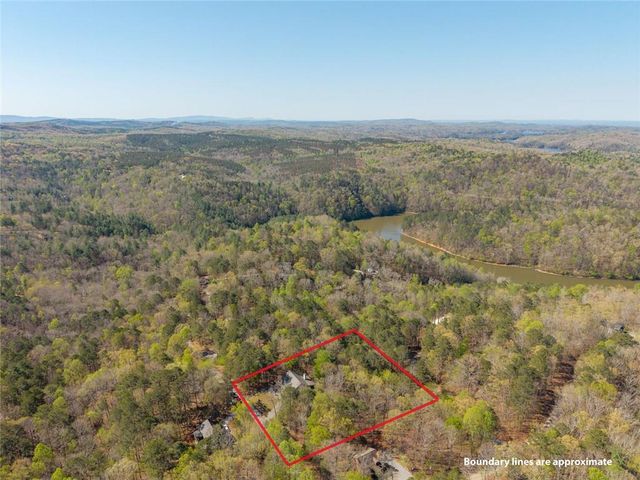 144 Monet Drive, Ellijay, GA 30540