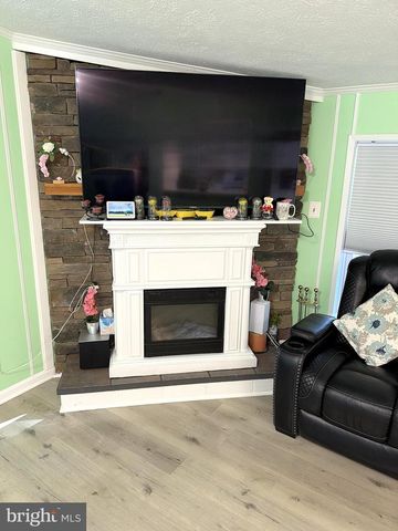 275 JANETS CT, Lothian, MD 20711