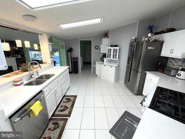275 JANETS CT, Lothian, MD 20711