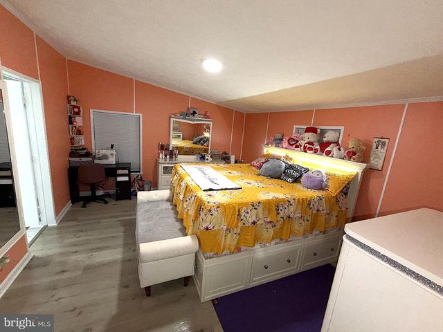 275 JANETS CT, Lothian, MD 20711