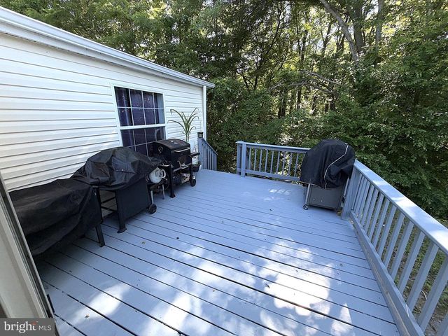 275 JANETS CT, Lothian, MD 20711