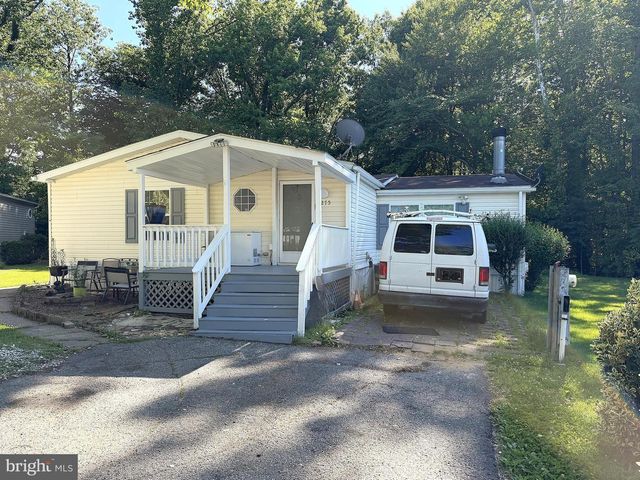 275 JANETS CT, Lothian, MD 20711