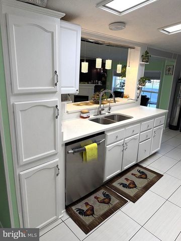 275 JANETS CT, Lothian, MD 20711