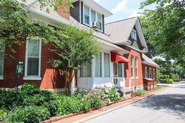 1019 E Main St, Murfreesboro, TN 37130