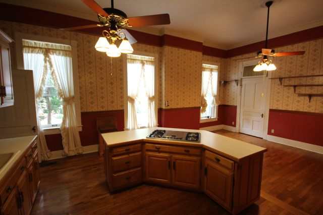 1019 E Main St, Murfreesboro, TN 37130