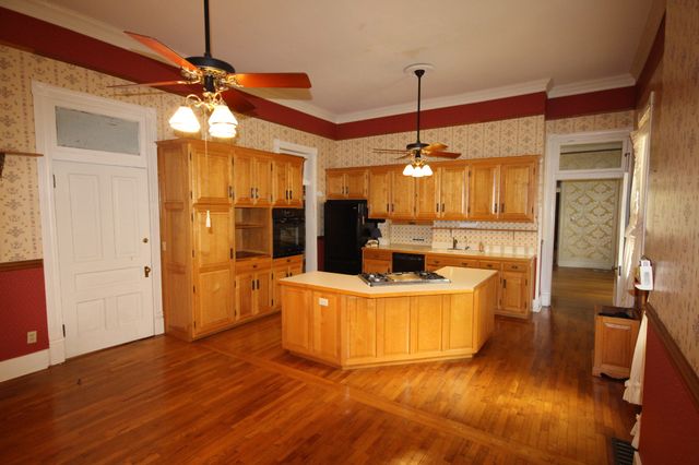 1019 E Main St, Murfreesboro, TN 37130