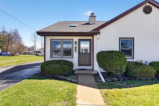 984 TULLAR ROAD #17, Neenah, WI 54956
