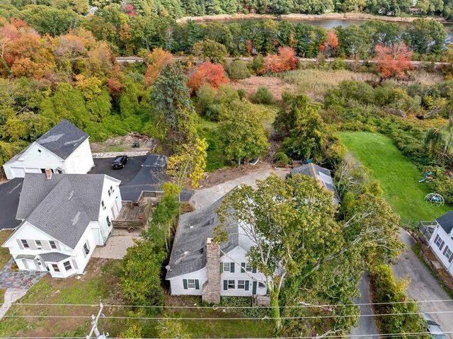 437 Main St, Wareham, MA 02571