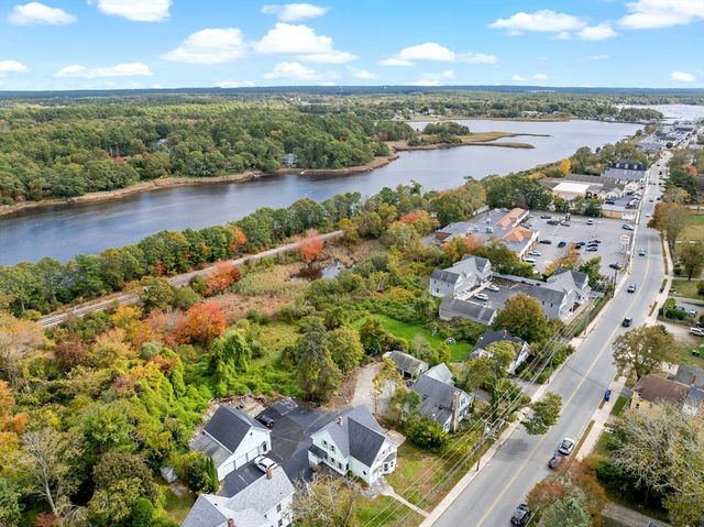 437 Main St, Wareham, MA 02571