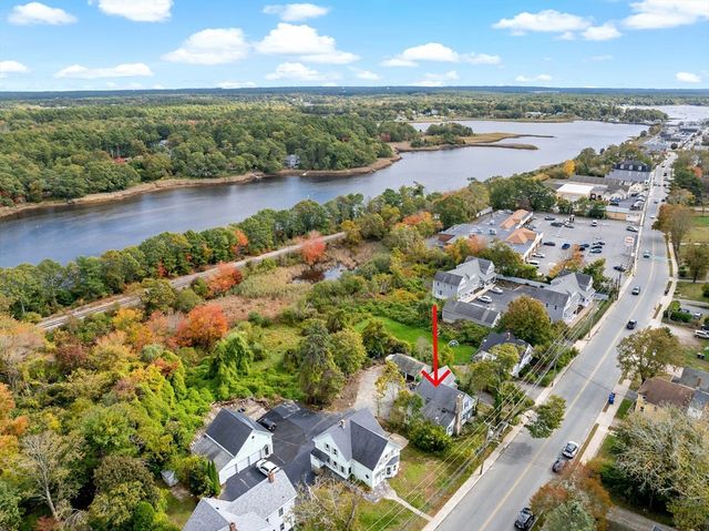 437 Main St, Wareham, MA 02571