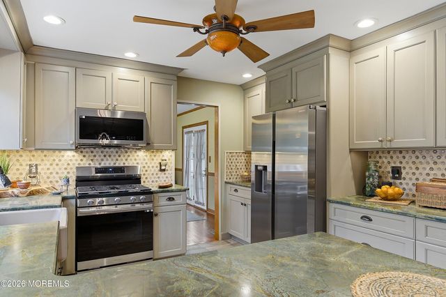 107 Frog Hollow Road, Forked River, NJ 08731