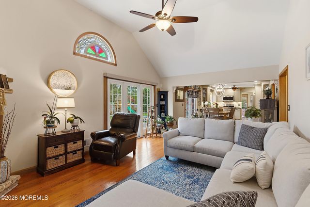 107 Frog Hollow Road, Forked River, NJ 08731