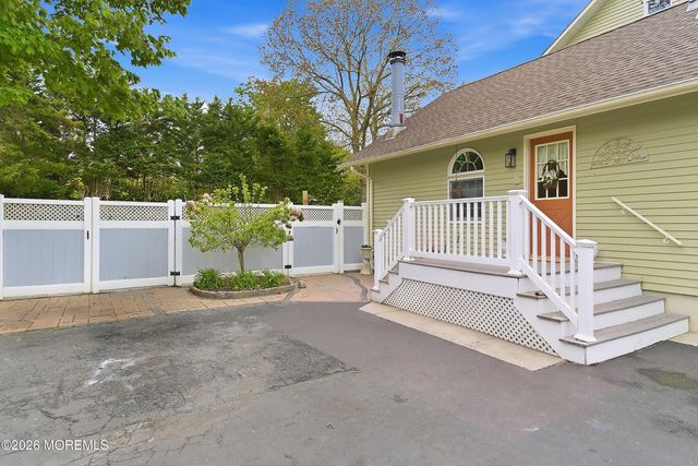 107 Frog Hollow Road, Forked River, NJ 08731